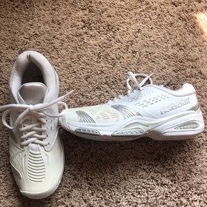 Babolat Tennis Shoes size 8 women’s